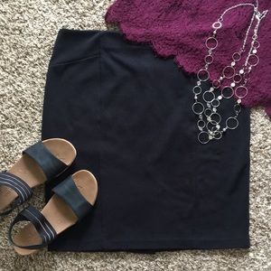 Black Knit Pencil Skirt (Roz & Ali)